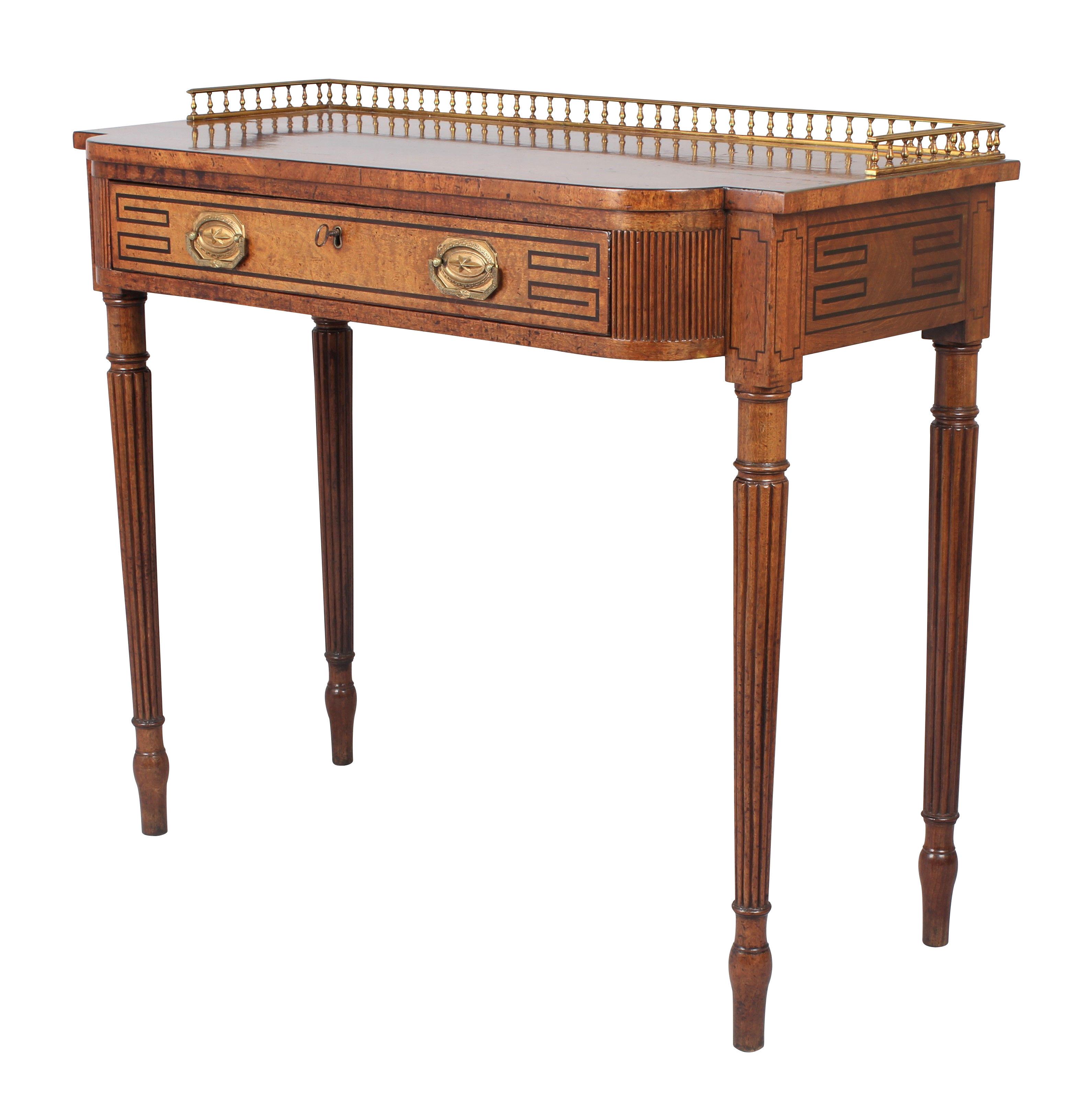 Fine Regency period mahogany side, serving or console table