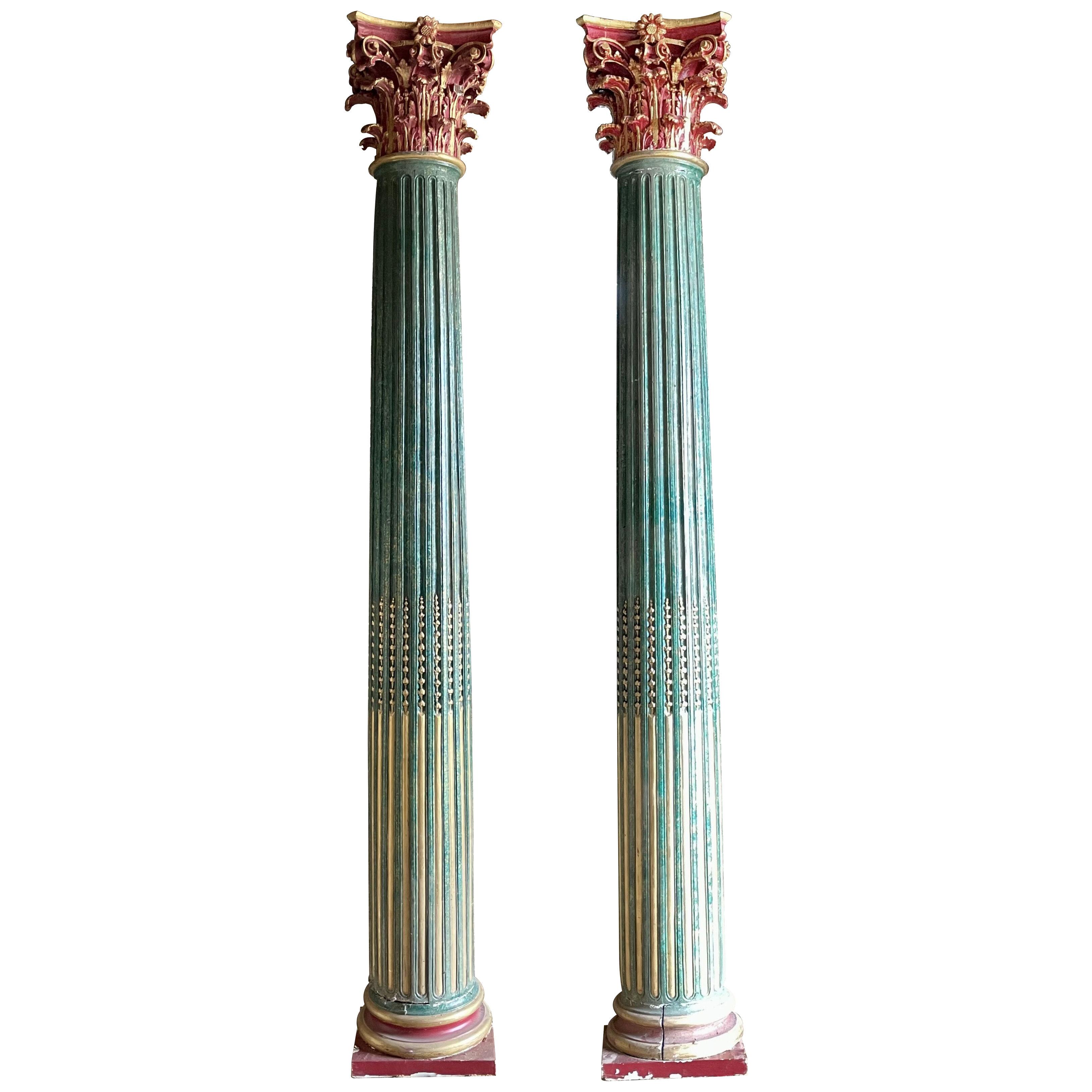 18th century Corinthian style oakwood columns 