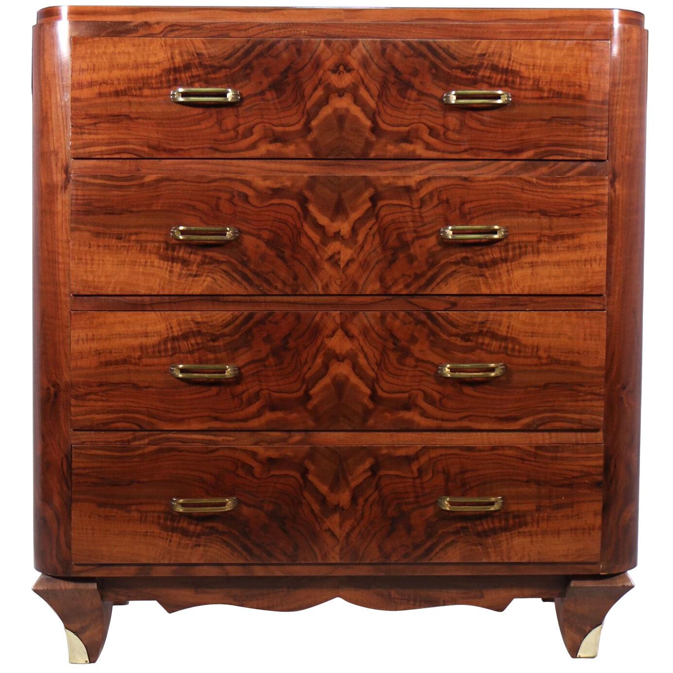 Art Deco Chest of Drawers in walnut c1930