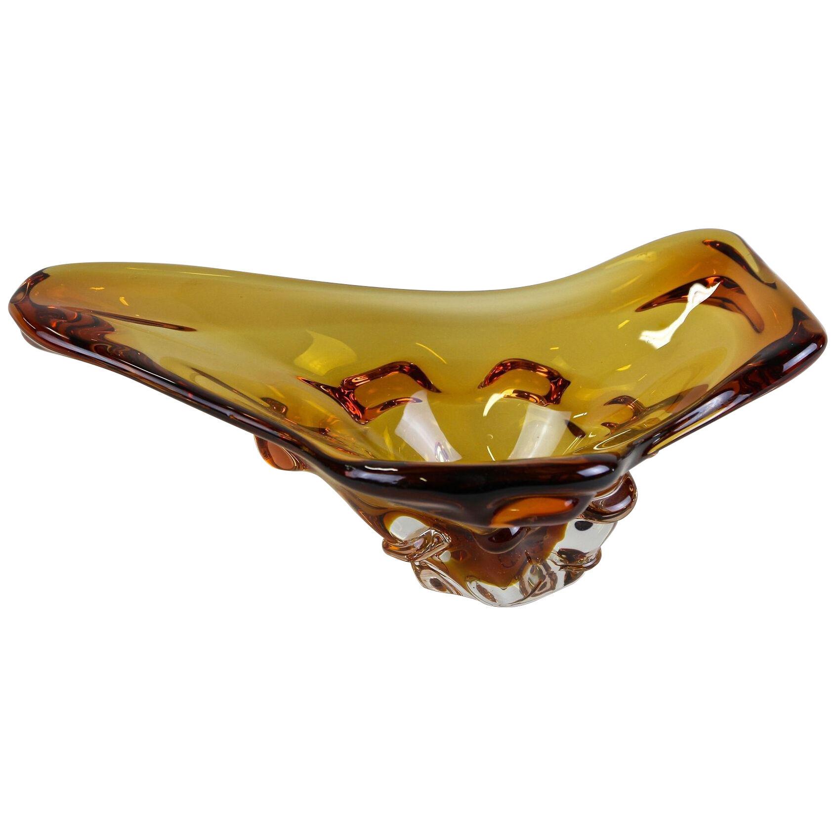 Murano Glass Bowl Amber Colored Mid-Century, Italy, circa 1960/70