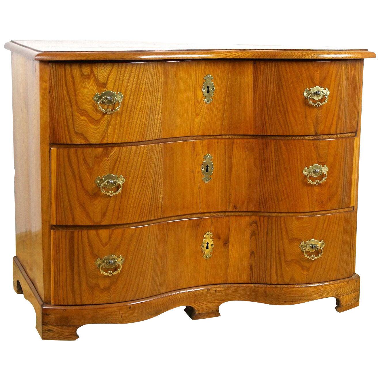 18th Century Elm Wood Baroque Chest Of Drawers, South Germany ca. 1770