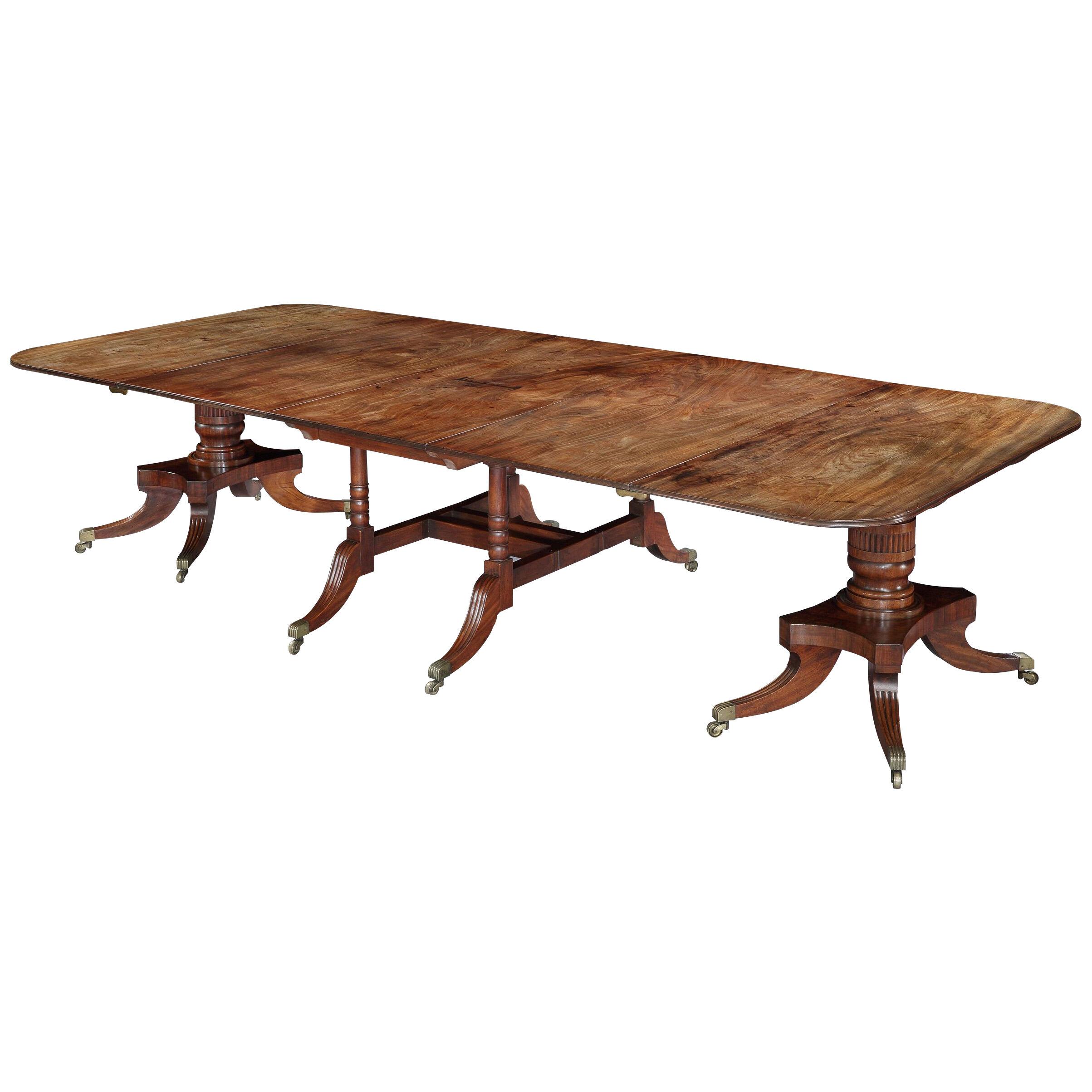 Mahogany Extending Dining Table of the Late Georgian Period