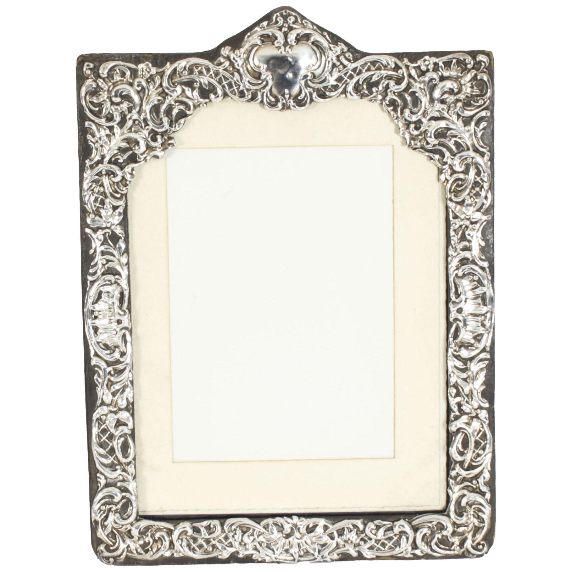 Antique Sterling Silver Photo Frame Dated 1902 27x20cm