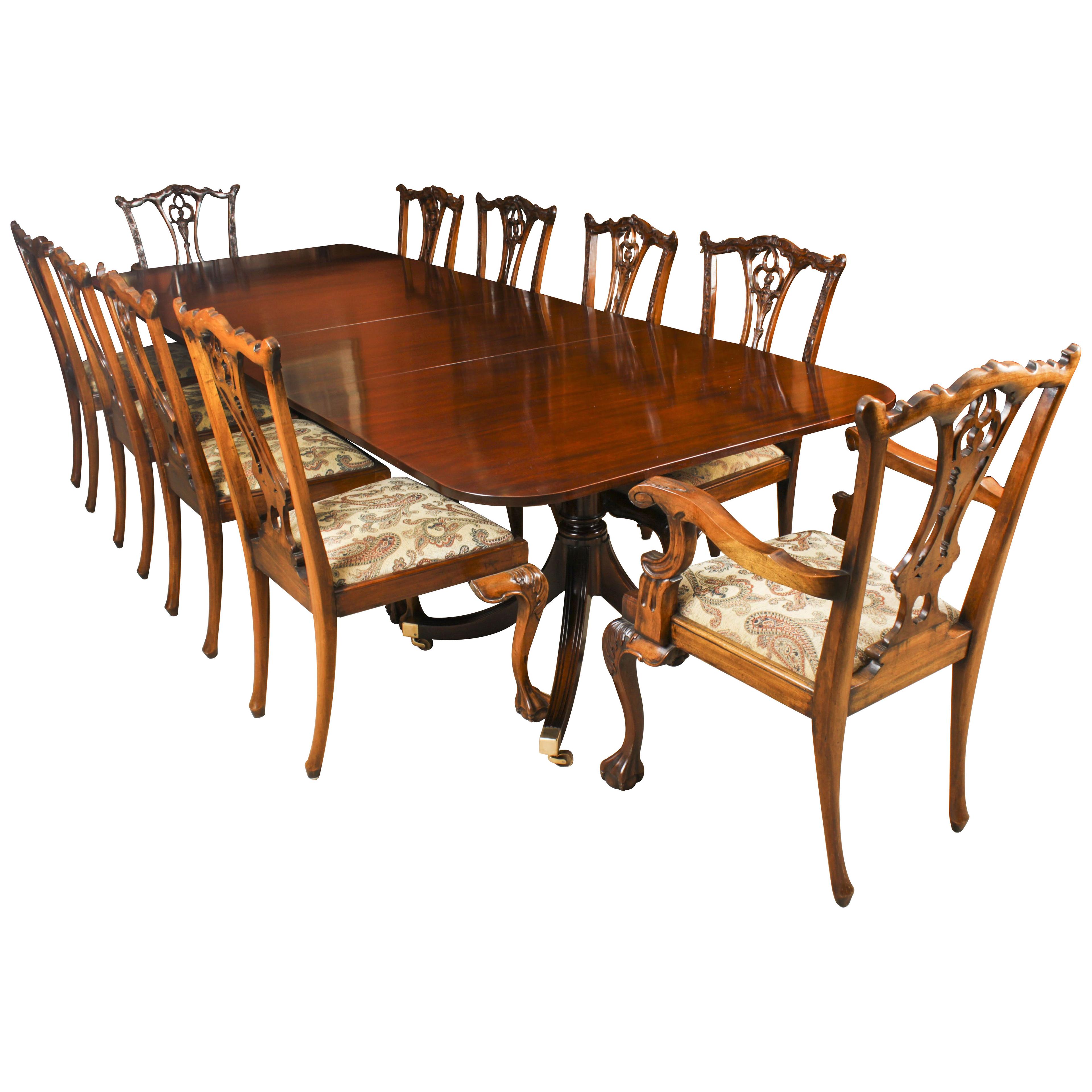 Vintage Dining Table & 10 Chippendale chairs William Tillman 20th C