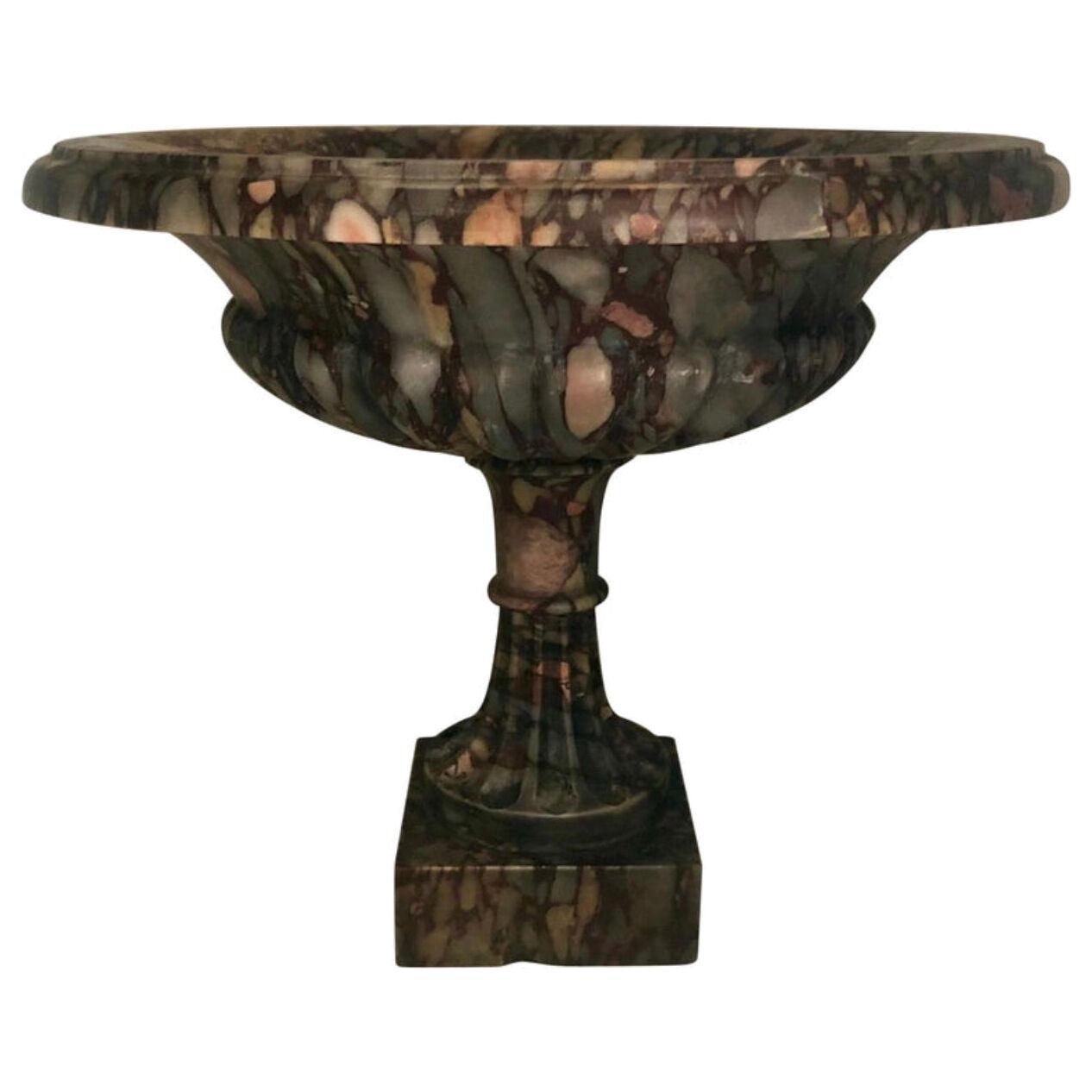 A Grand Tour Italian Carved Gray Marble Tazza, 19th Century 