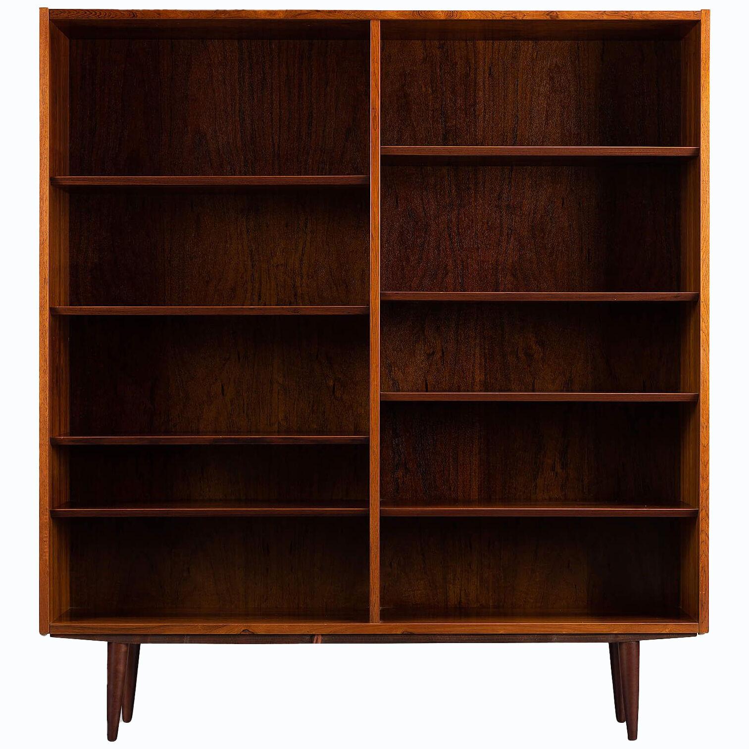Rosewood bookcase by Hundevad&Co, 1960s