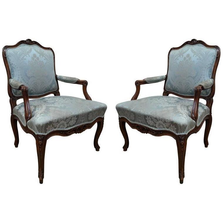 A pair of French Louis XV fauteuils by Noël Poirié 