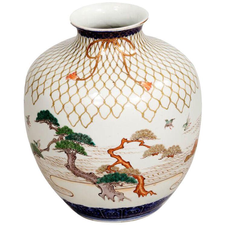 Late 19th Century Chinese Ceramic Vase in the Japanese Style