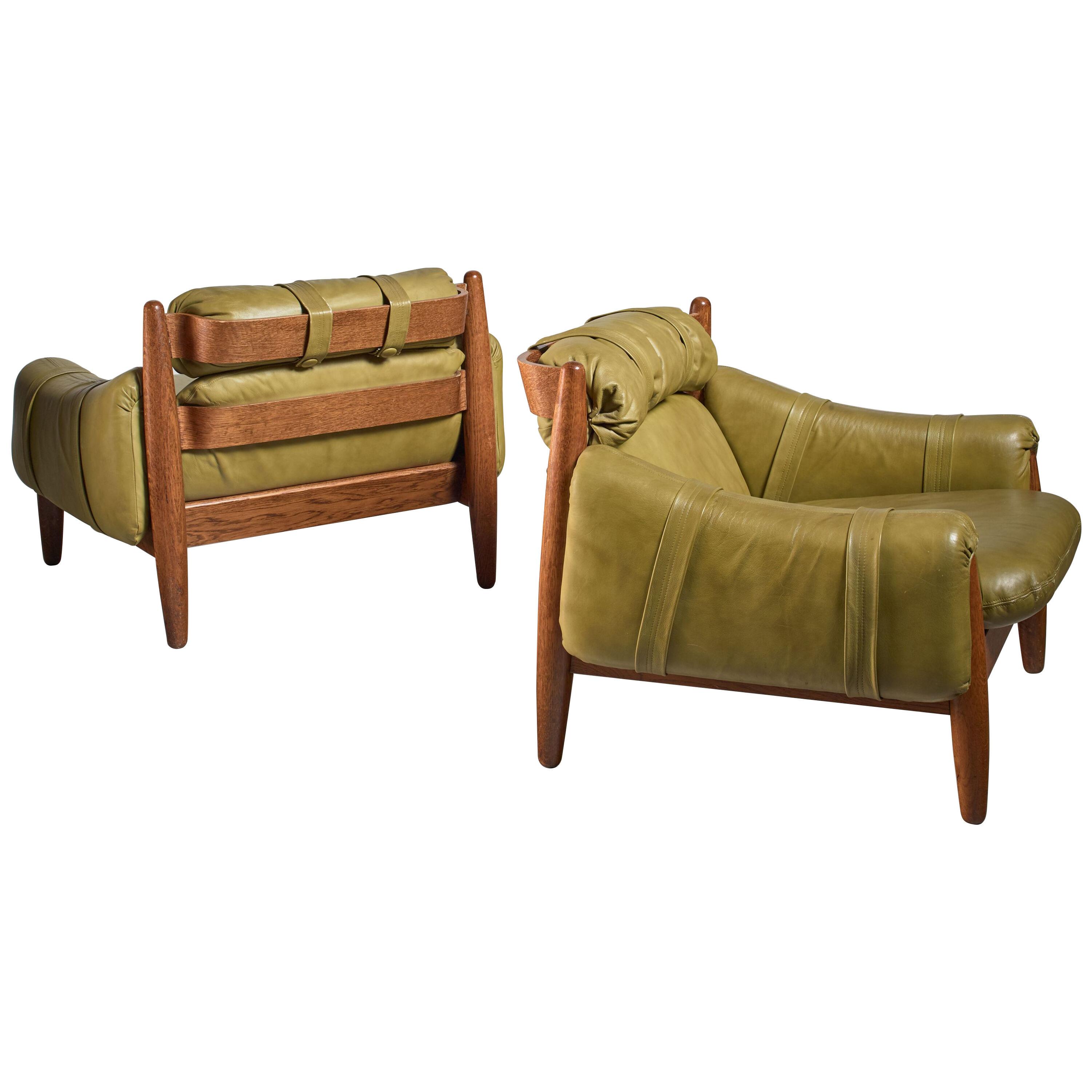 Pair of Oak Lounge Chairs with Green Leather Cushions, Brazil, 1960s