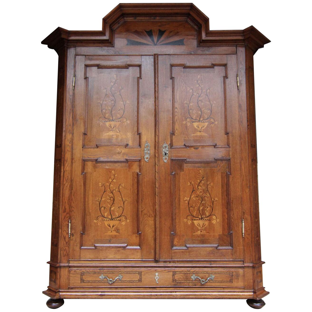 Large German 19th Century Oak Cabinet with Marquetry