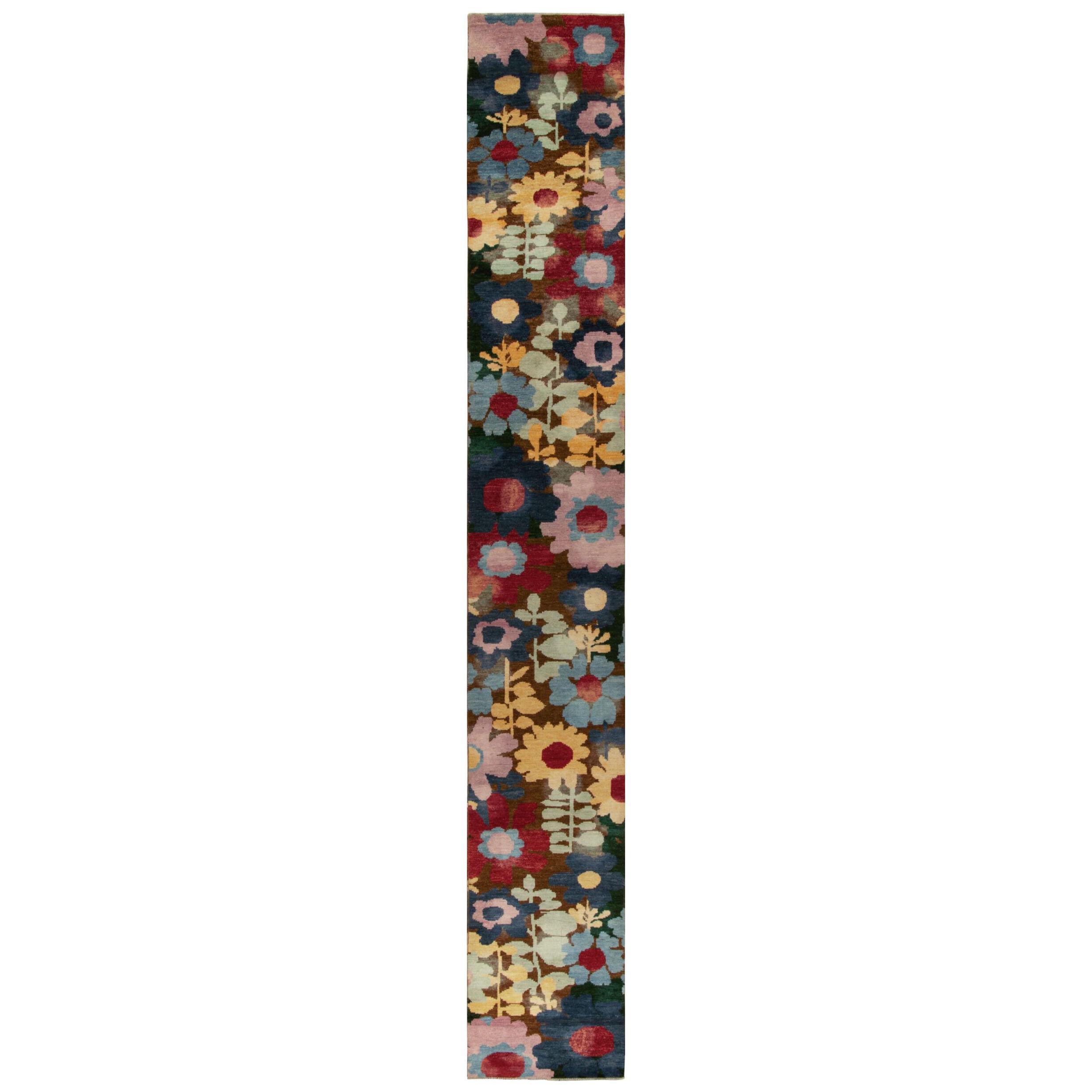 Rug & Kilim’s Contemporary Runner in Multicolor Floral Pattern