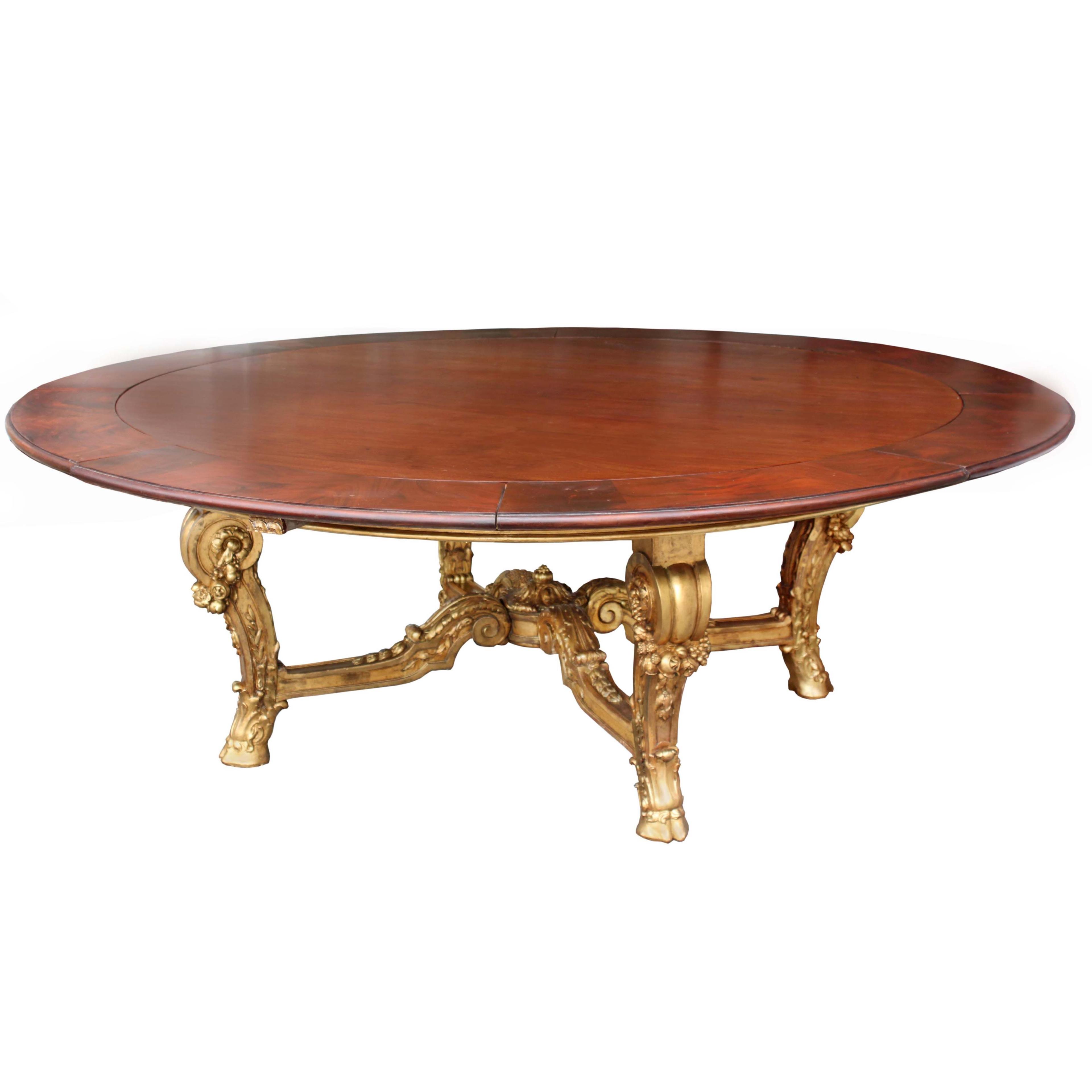 Large Giltwood Round Table in Louis XV Style