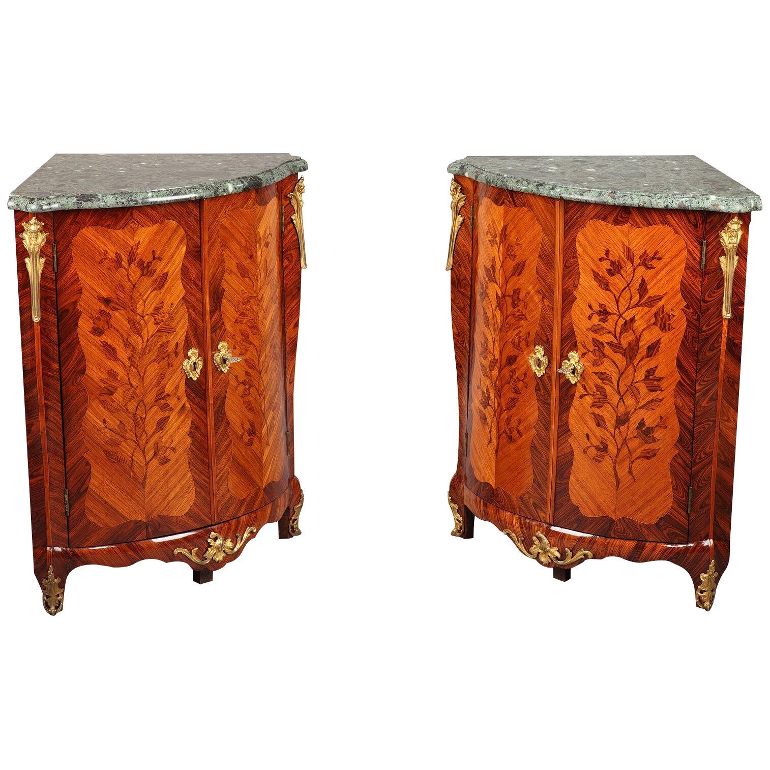 Pair of Corner Cabinets with Flower Marquetry - Louis XV Period
