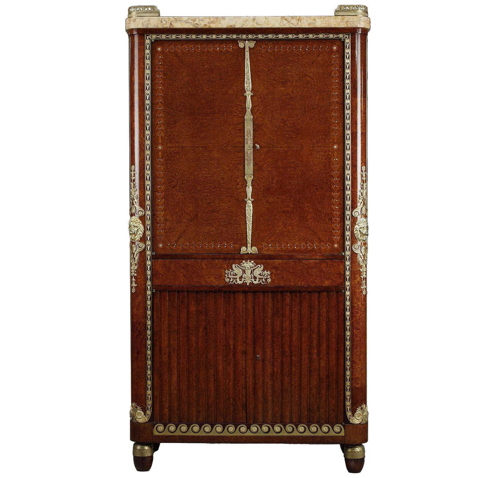 Restauration Period Collector's cabinet with gilt bronze decorations
