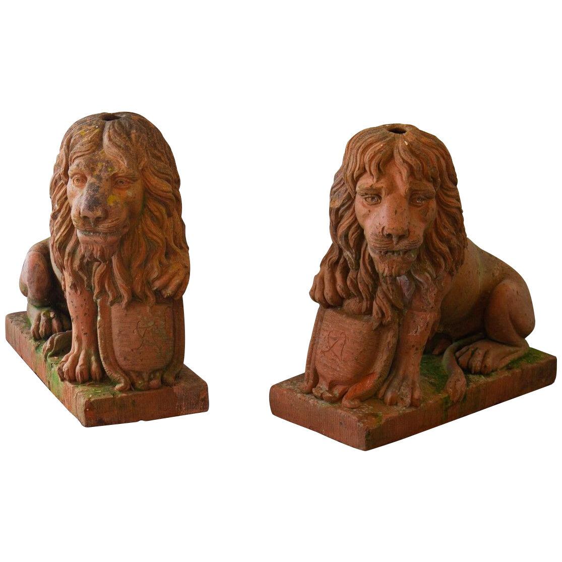 A Pair of English 18th Century Bath Stone Lions 