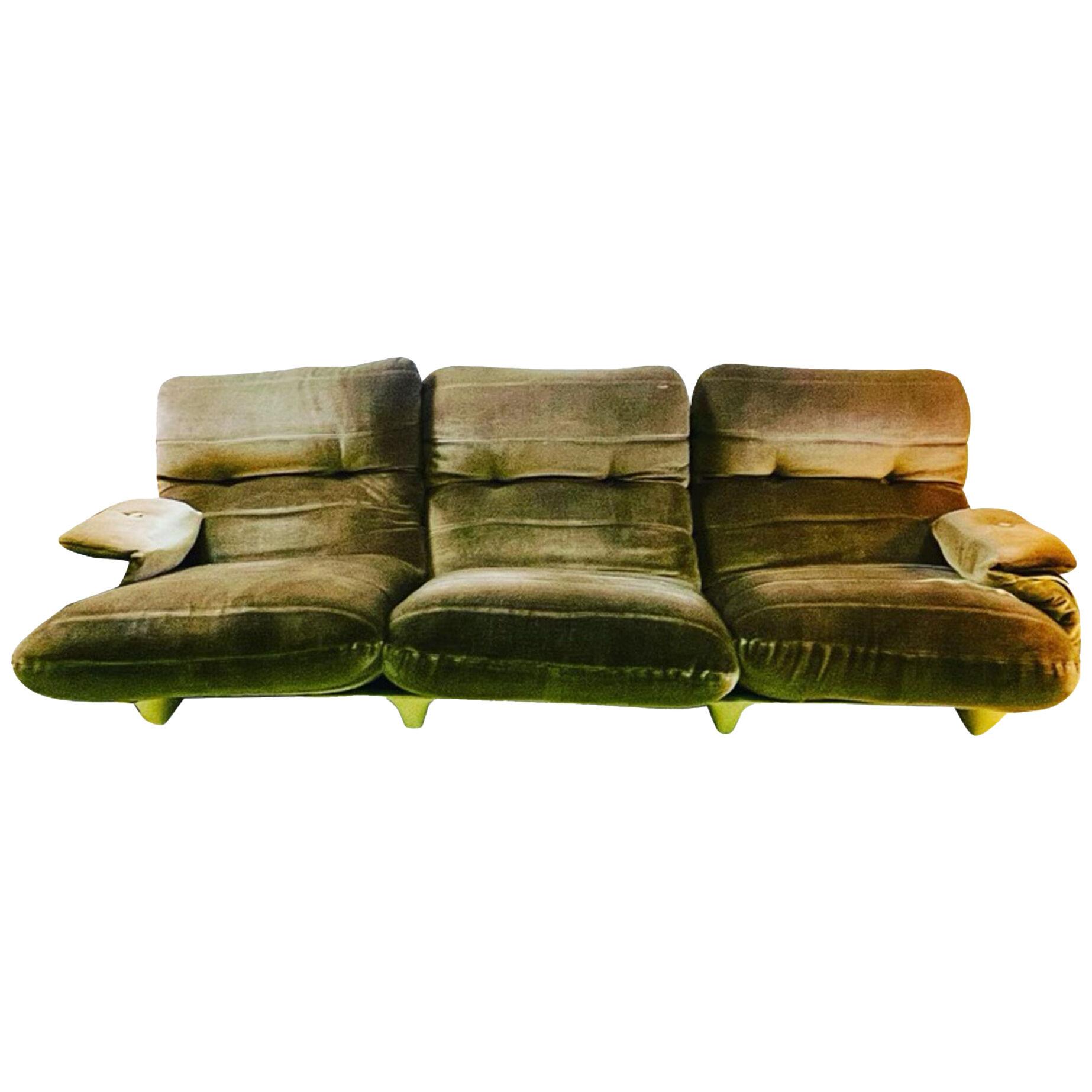 EXCEPTIONAL RARE FRENCH MODERNIST PERSPEX THREE SEAT COUCH BY MICHEL DUCAROY