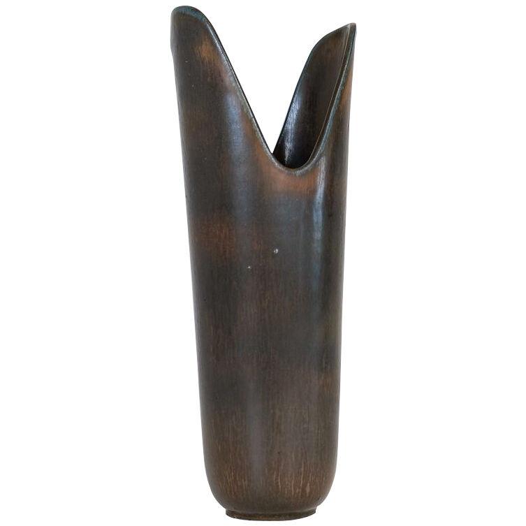 Midcentury Large "Pike Mouth" Vase Rörstrand by Gunnar Nylund, Sweden