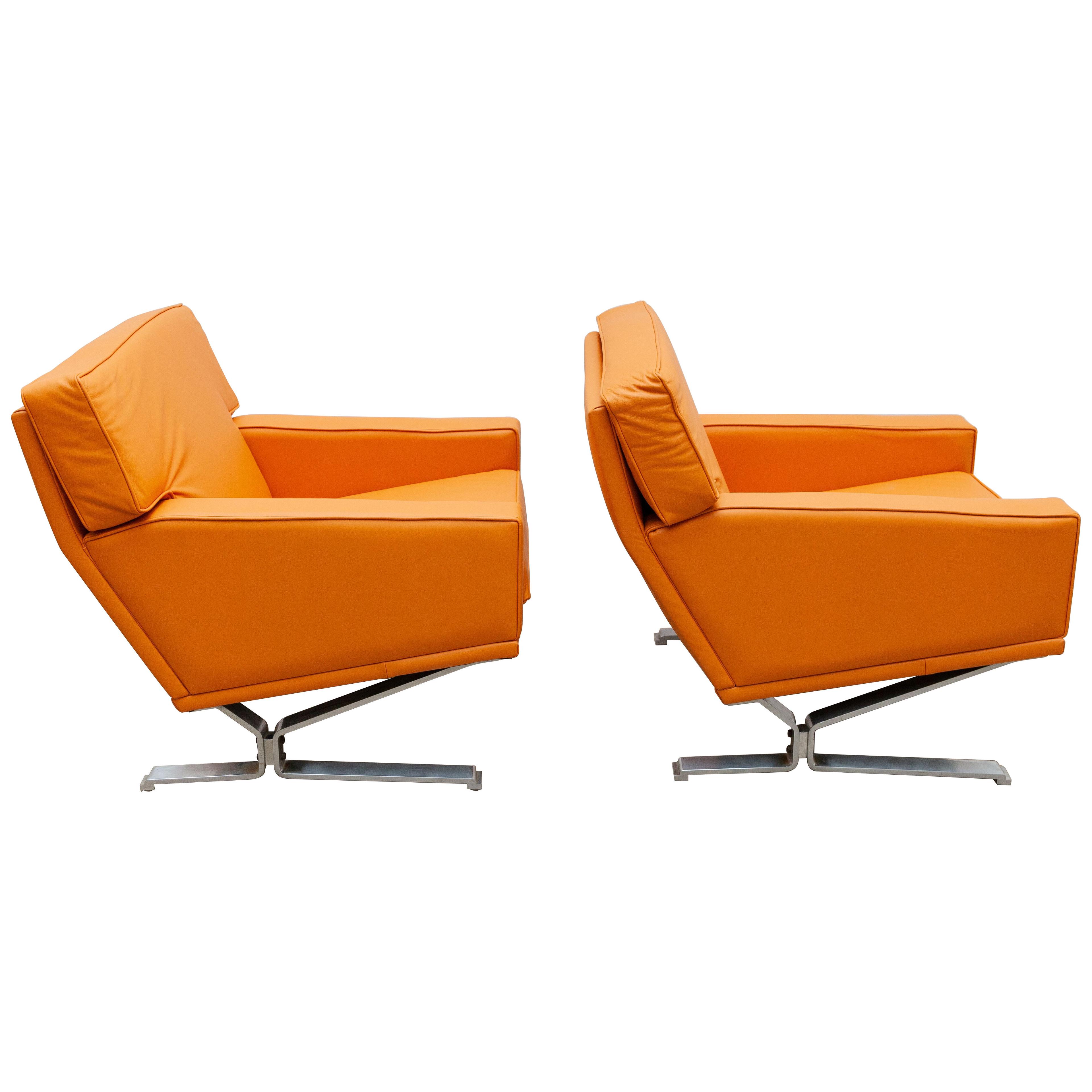 Set Of Two Midcentury Modern Leather Lounge Chairs