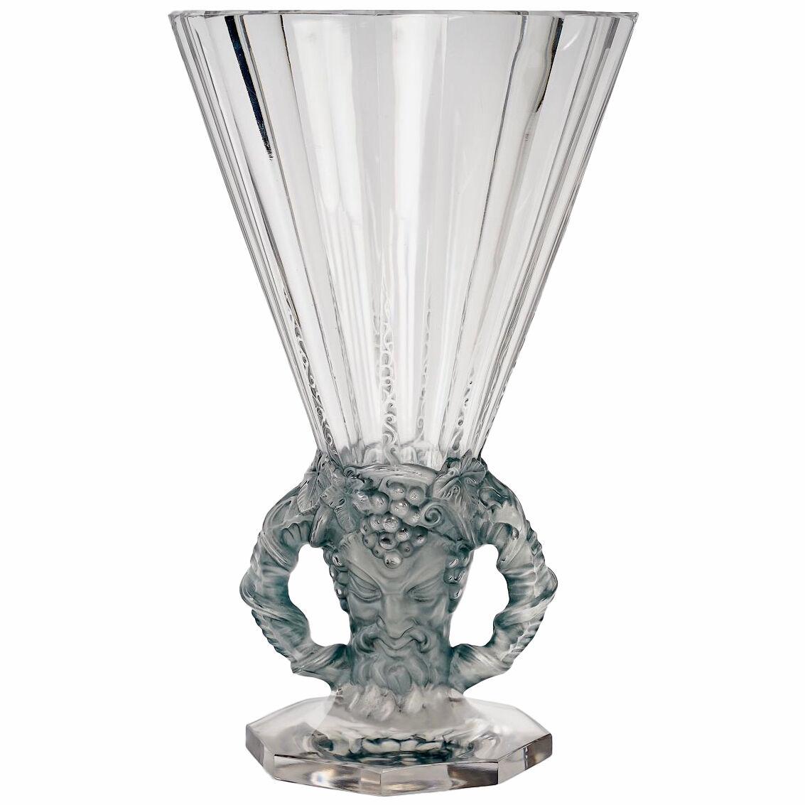 1931 René Lalique - Vase Faune Crystal With Blue Patina 