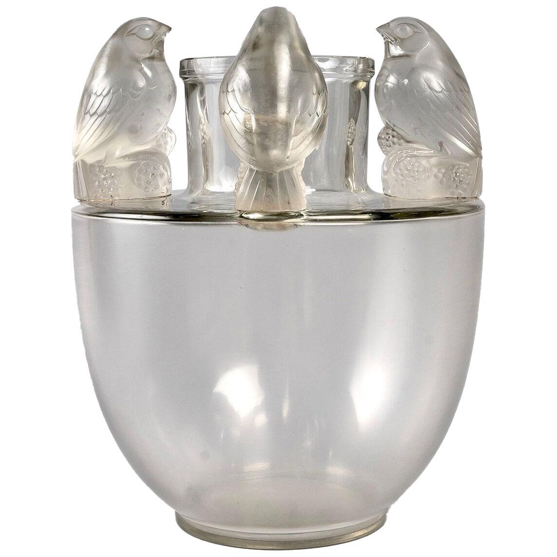 1927 René Lalique - Vase Bellecour Frosted Glass