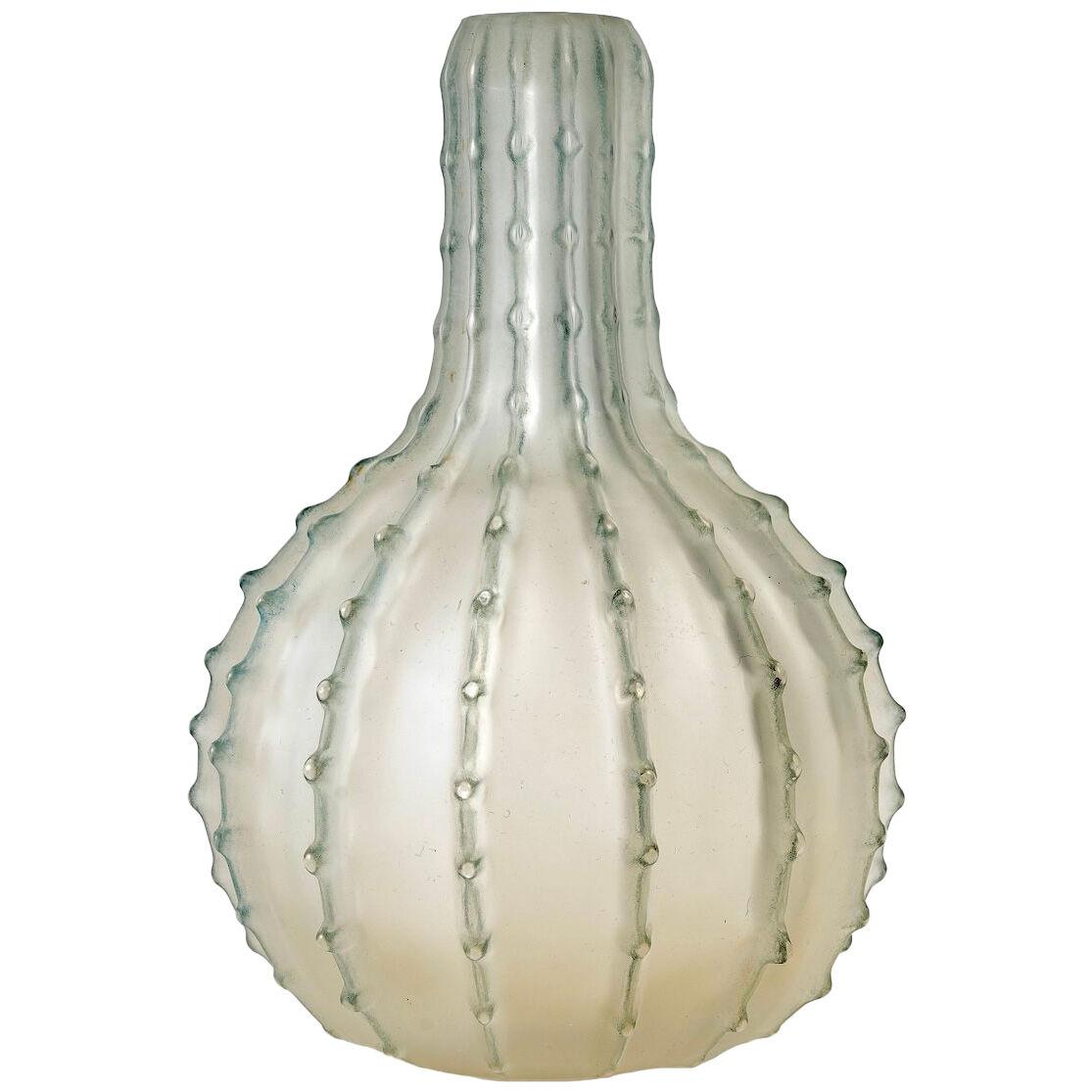 1912 René Lalique - Vase Dentelé Frosted Glass With Blue Patina