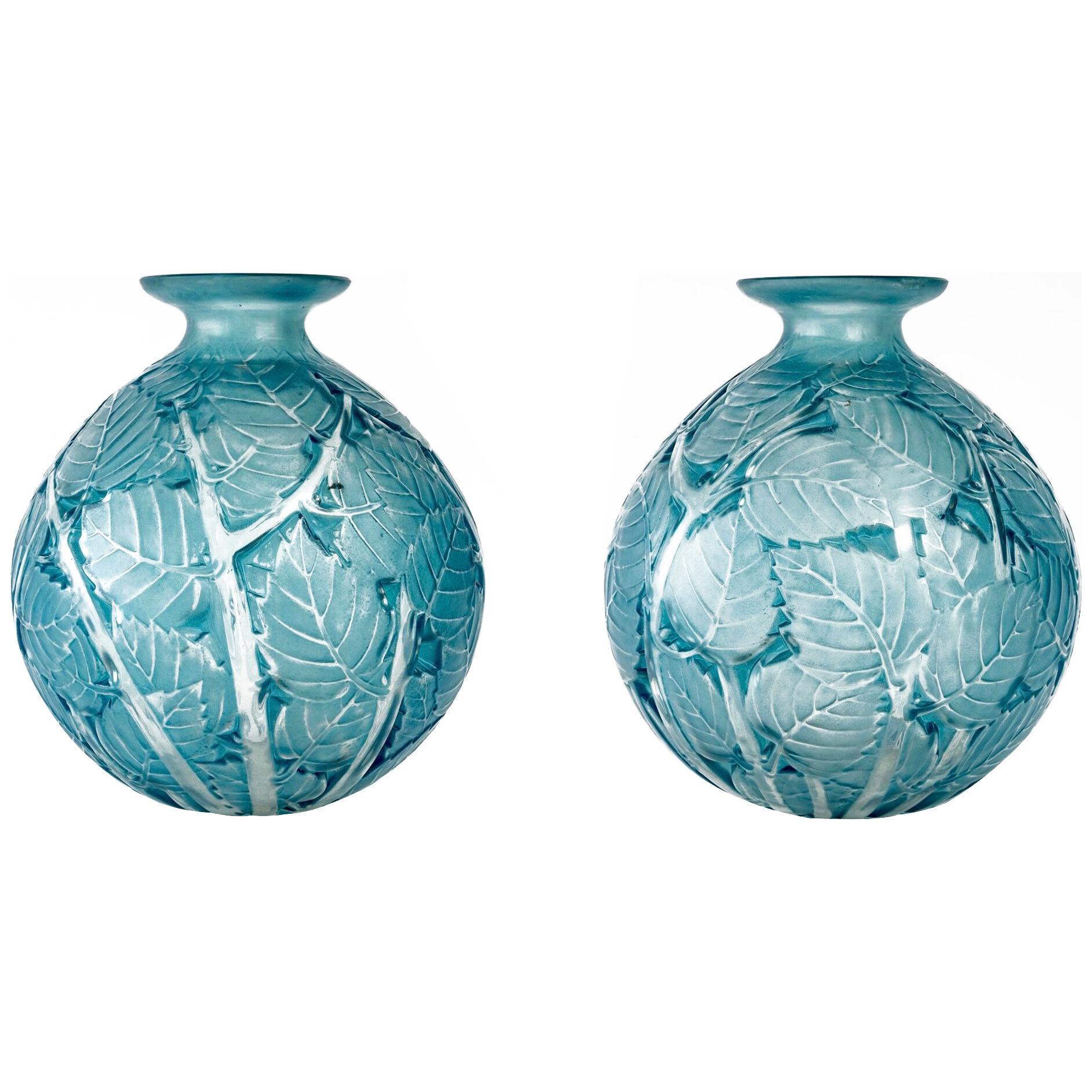 1929 René Lalique - Pair Of Vases Milan Frosted Glass With Blue Patina