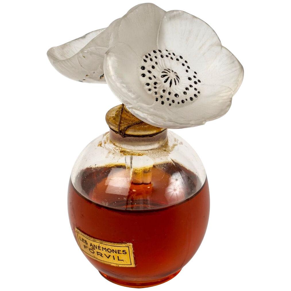 1929 René Lalique Perfume Bottle Les Anémones Glass Black Enamel Forvil