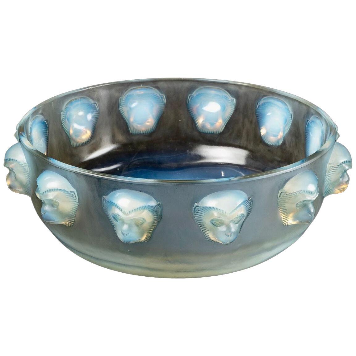 1928 René Lalique - Bowl Madagascar Opalescent Glass With Blue Patina