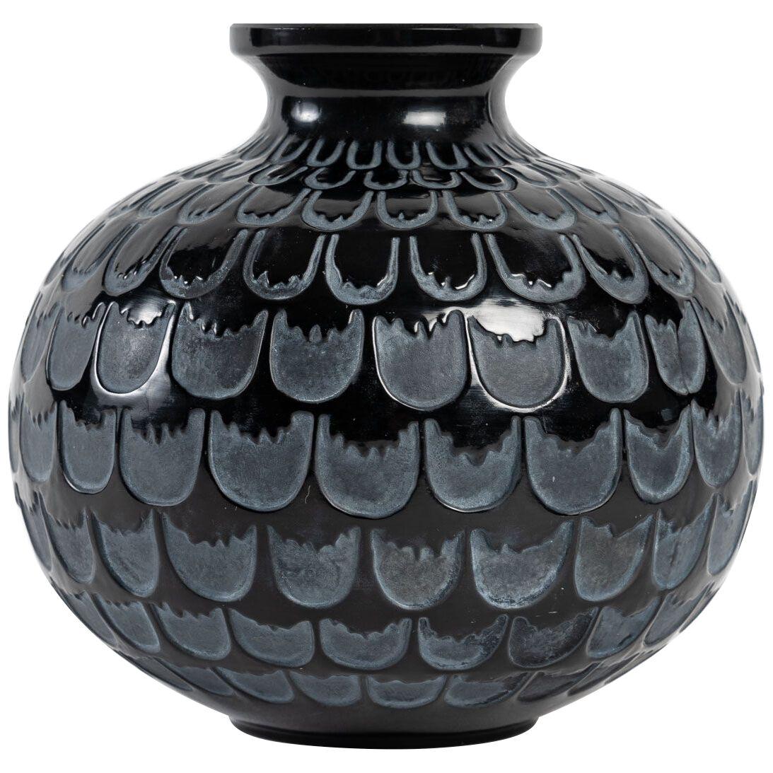 1930 René Lalique - Vase Grenade Black Glass With White Patina