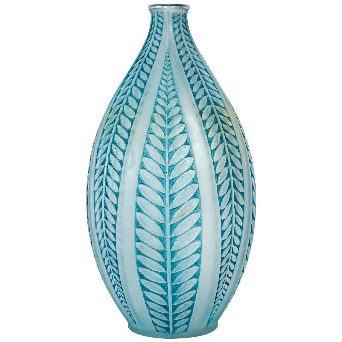 1921 René Lalique - Vase Acacia Frosted Glass With Blue Patina