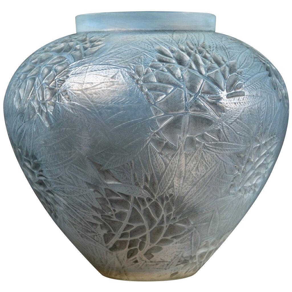 1923 René Lalique - Vase Estérel Double Cased Opalescent Glass With Grey Patina