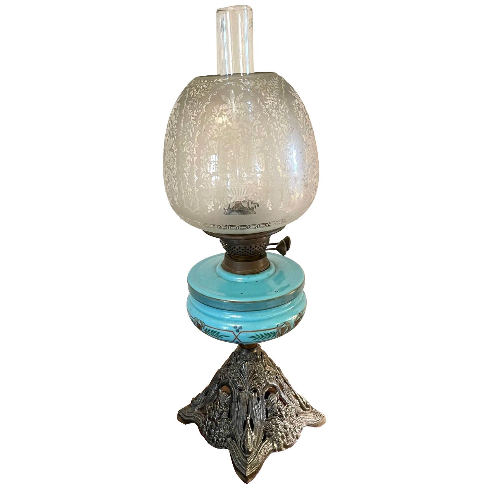 Quality Antique Victorian Oil Lamp 