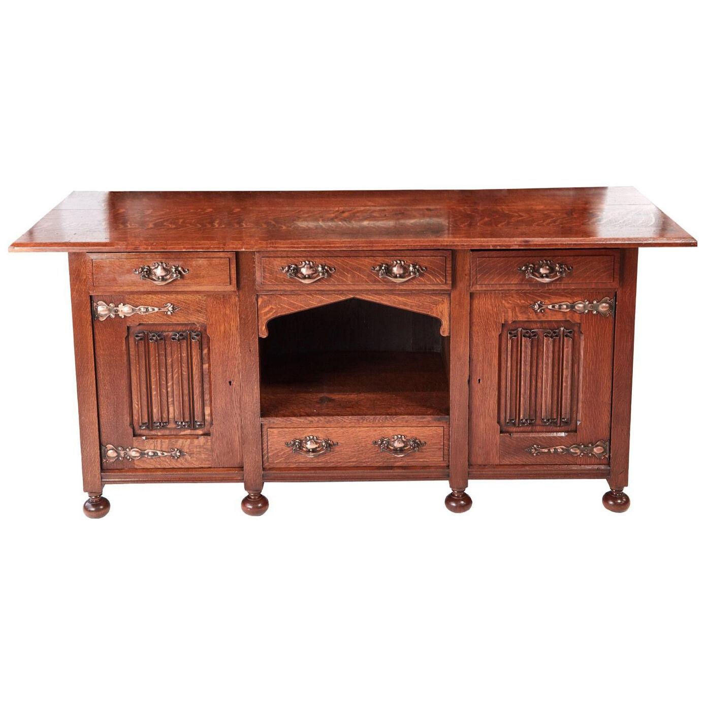 Outstanding Quality Oak Arts & Crafts Sideboard