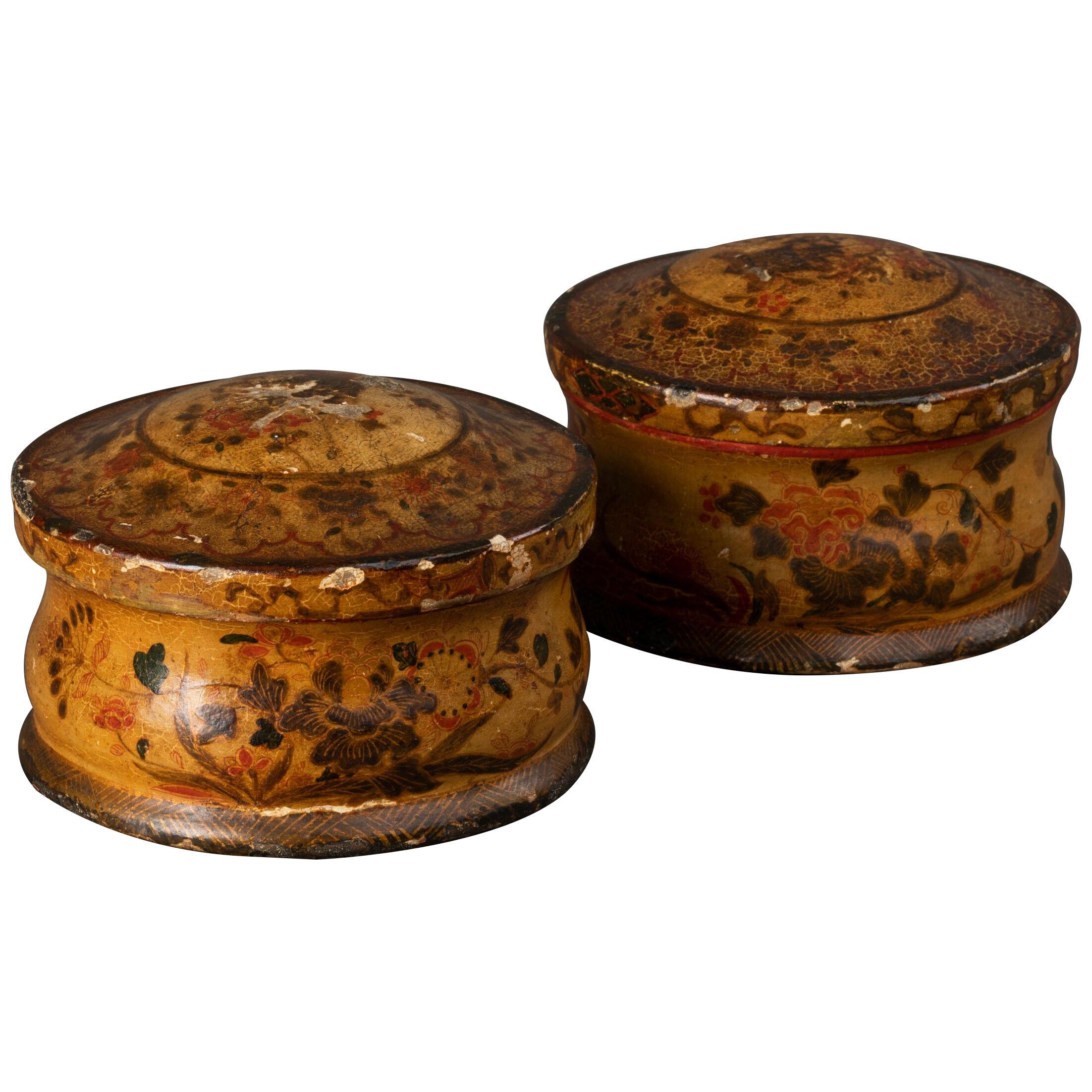 Pair of cartapesta boxes - Italy - early 18th century