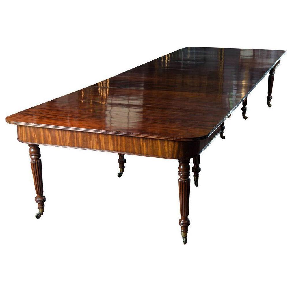 Regency period Gillows mahogany extending dining table with provenance.
