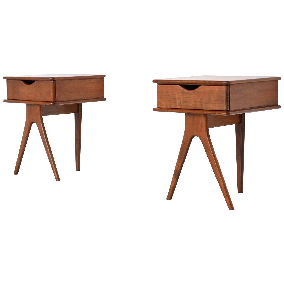 Cesare Lacca style pair of nightstands teak wood Italy 1960