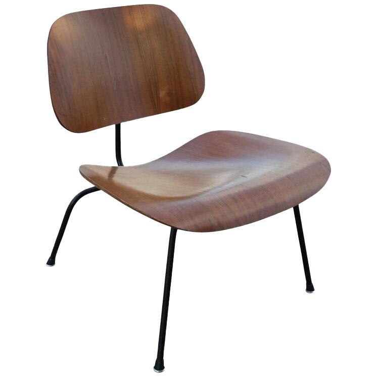 Charles and Ray Eames for Herman Miller LCM Lounge Chair in Walnut