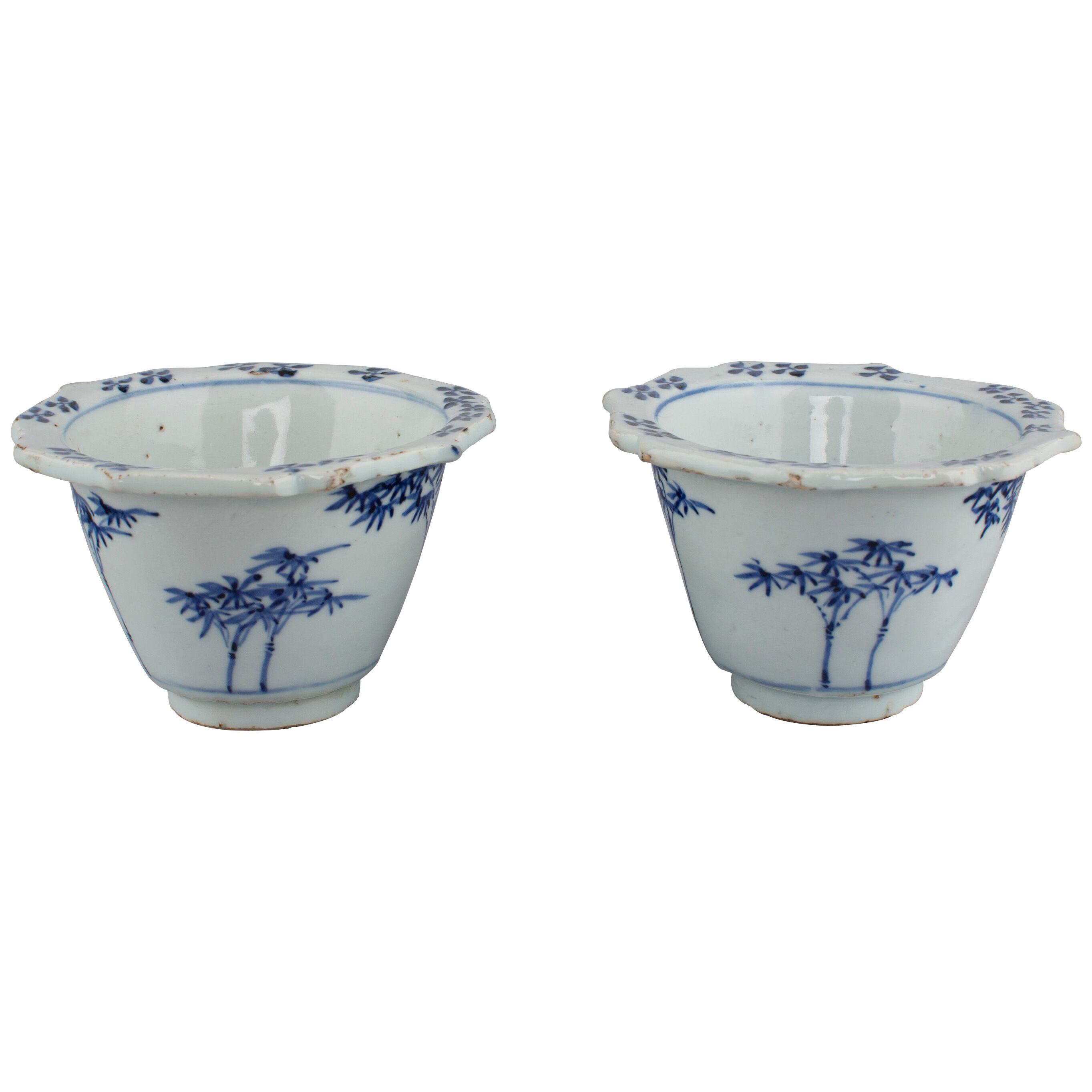Pair of Chinese porcelain blue and white kosometsuke small food bowls