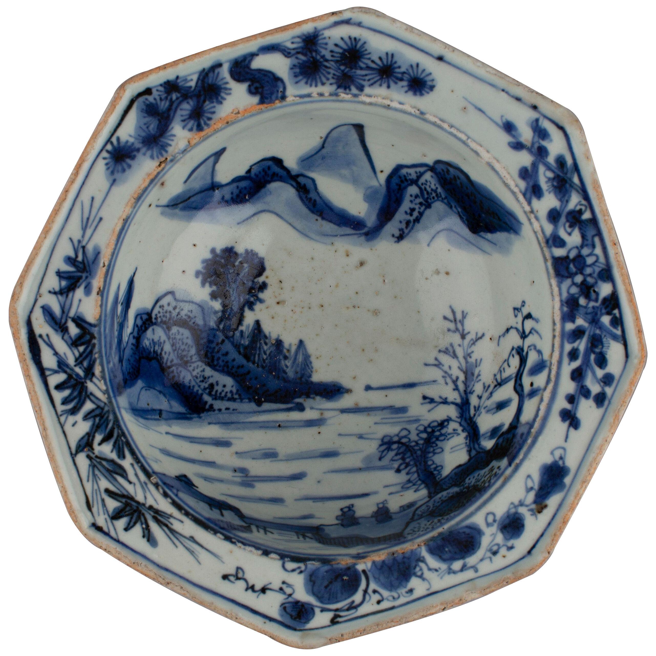 Chinese porcelain blue and white kosometsuke octagonal deep bowl