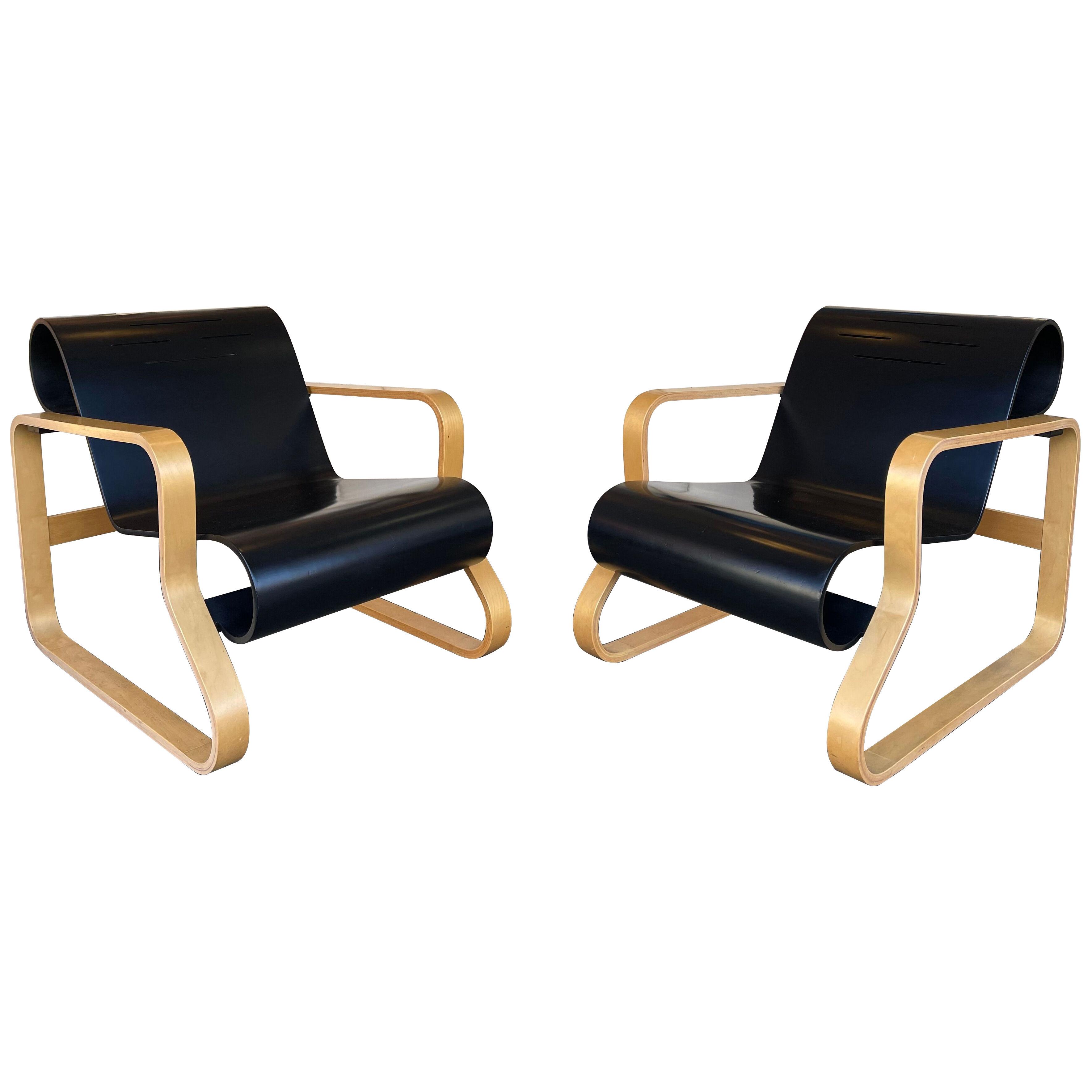 Pair of Wood Armchairs 41 Paimio by Alvar Aalto. Finland, 1930s