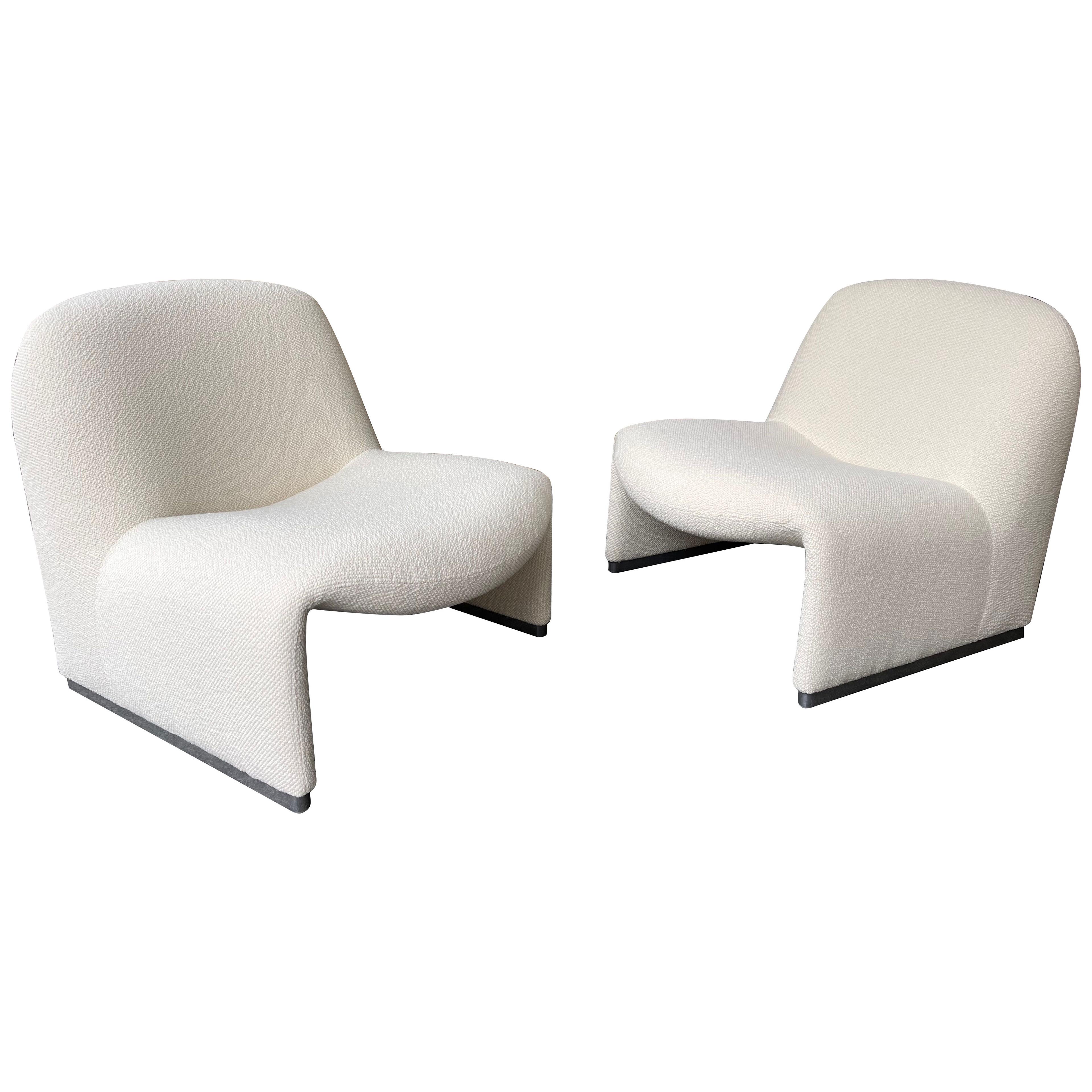 Pair of Slipper Chairs Alky Bouclé Fabric by Giancarlo Piretti. Italy, 1969